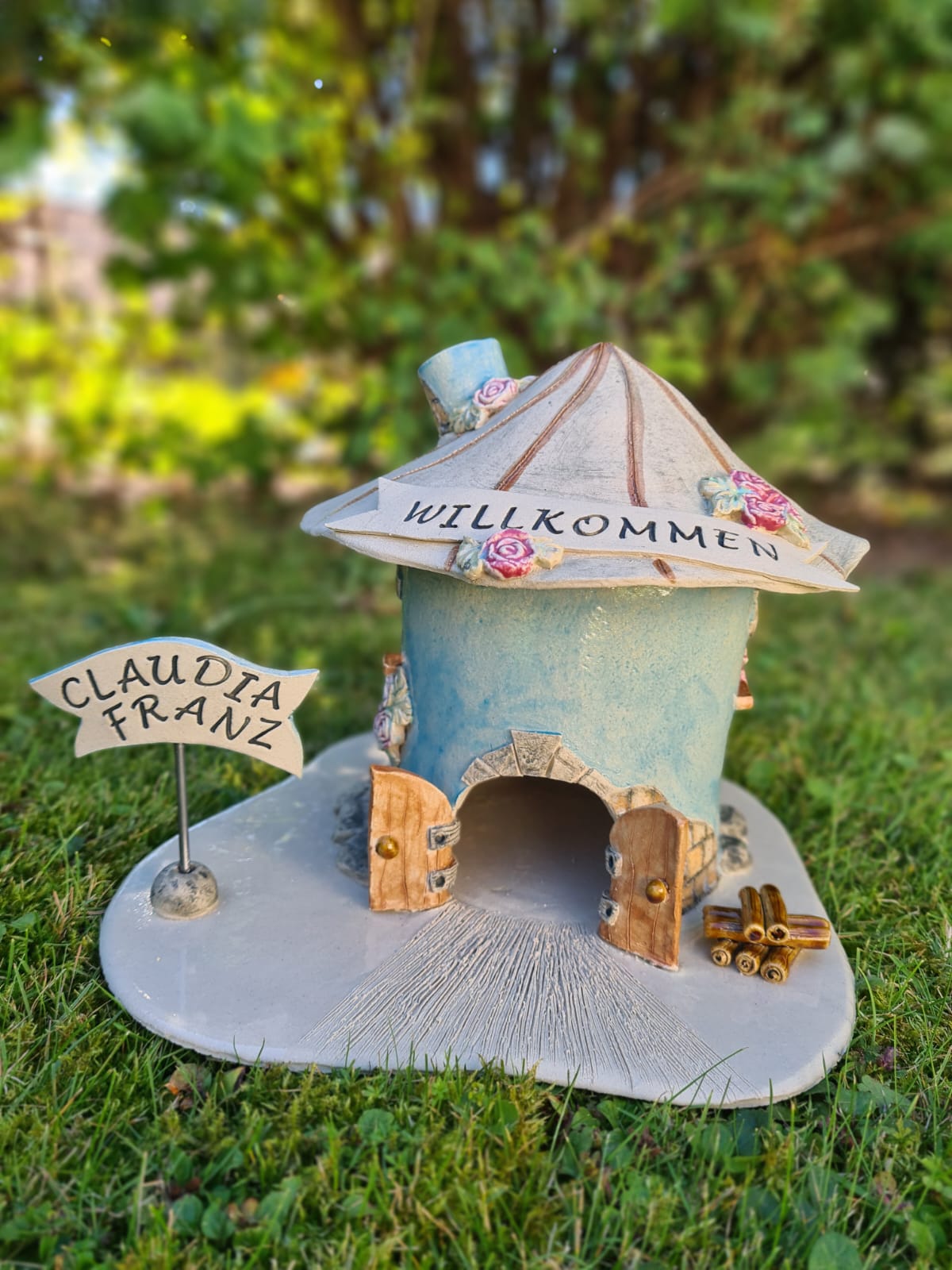 Personalisiertes Keramikhaus Claudia und Franz